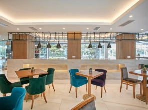 Glyfada Riviera Hotel