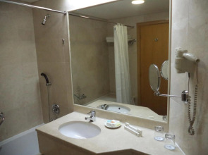 Grand Continental Hotel