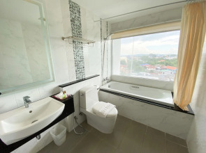 Отель Vareena Palace Hotel