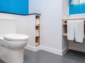 Holiday Inn Express Shanghai Pudong Airport