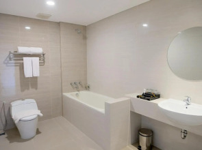 The RuMa Hotel and Residences