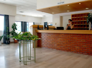 Blue Crane Hotel Apts