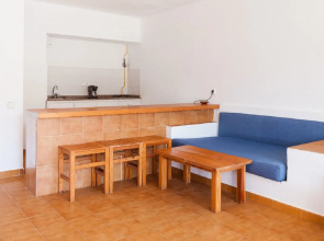 Aparthotel Puerto Cala Vadella