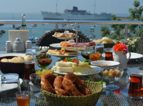 Отель Myla Hotel Tuzla