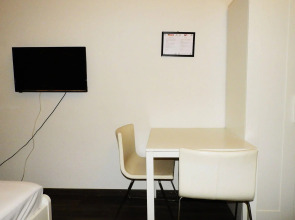 INSIDE FIVE City Apartments