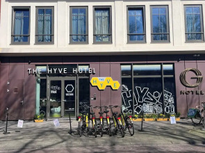 The Hyve Capsule hostel Amsterdam