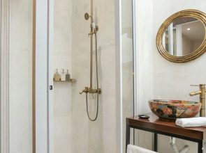 Reunion Heritage House