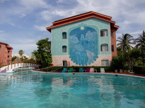 Отель Selina Cancun Laguna Hotel Zone