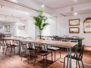 Casa Gracia Barcelona - Hostel