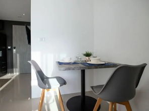 Studio Central Hillview A901