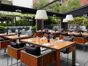 Roomers Frankfurt Central, Autograph Collection