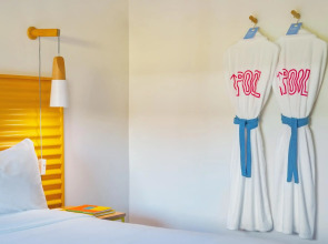 The Saguaro Palm Springs