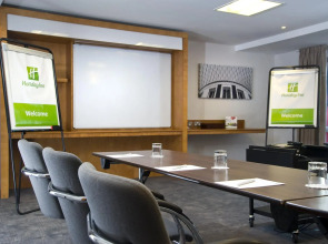 Holiday Inn London - West by IHG