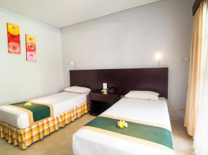 Fourteen Roses Beach Hotel