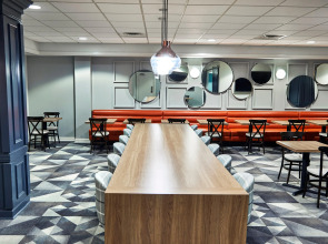 Holiday Inn Express Nashville Downtown - Broadway by IHG