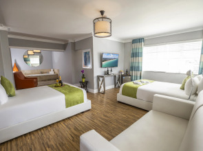 Chesterfield Hotel & Suites