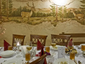 Helan Family & Garden