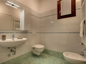 Accademia Opera Deluxe