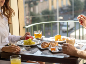 Napolit'amo Hotel Medina