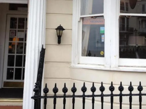 Gullivers Hotel - B&B