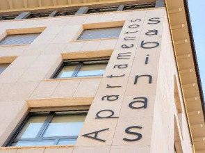 Apartamentos Sabinas El Pilar