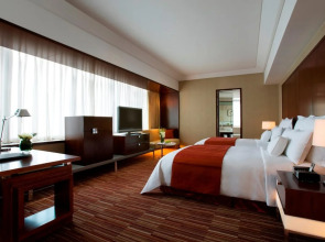 Renaissance Shanghai Zhongshan Park