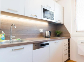 Apartment Hotel Triester