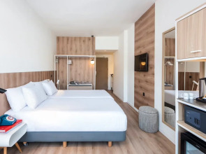 Отель Innside by Meliá Alcudia