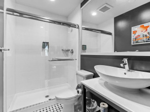 Le Bon Hotel Hollywood