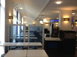 Отель ibis budget Paris Porte de Montmartre