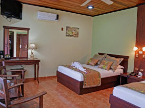 Volcano Lodge Hotel & Thermal Experience