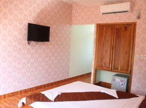 Sunrise Village Hotel