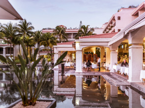 Mauricia Beachcomber Resort & Spa