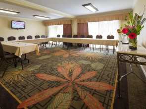 Best Western Plus Garden Court Inn