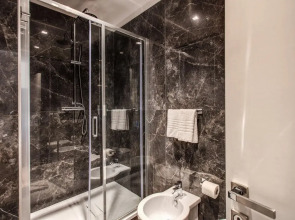 Отель 55 Fifty-Five