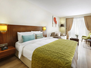 The White Orient Hotel