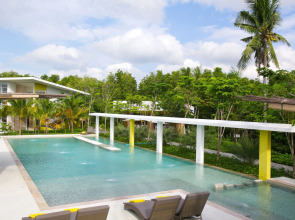 Summer Luxury Beach Resort and Spa