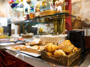 Le Monsieur by Sweett