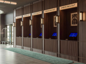 Radisson Blu Waterfront Hotel