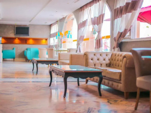 Hotel Marabout - Families and Couples Only