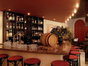 Best Western Dam Square Inn