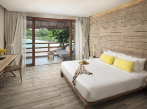 Beach Club by Haad Tien