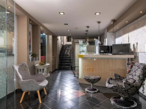 City Life Port Hotel