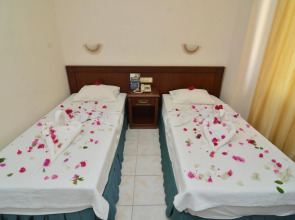 Rose Garden Apart Hotel