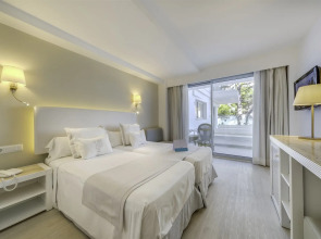 Playa Esperanza Resort