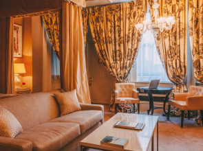 11 Cadogan Gardens and The Apartments by Iconic Luxury Hotels