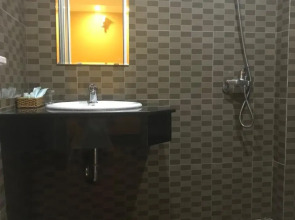 Lucky Phu Quoc Hotel