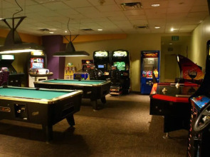 Anaheim Majestic Garden Hotel