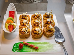 Royal Holiday Palace