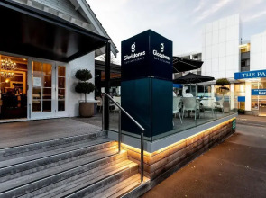 The Parnell Hotel & Conference Centre